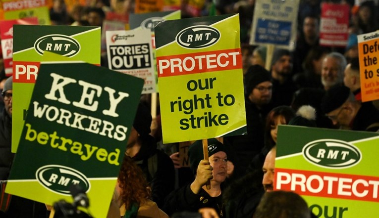 Britanski medicinari danas idu u najveći štrajk u povijesti zdravstva države