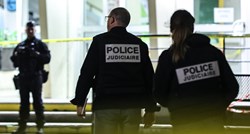 Osumnjičenik za ubojstvo učitelja u Francuskoj pod službenom istragom