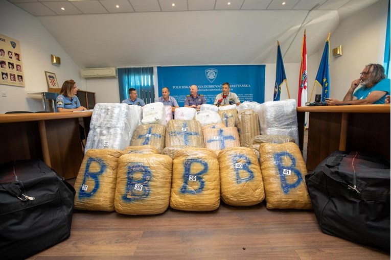 Švercali 342 kg trave kod Dubrovnika, sad su u pritvoru. Objavljeni novi detalji