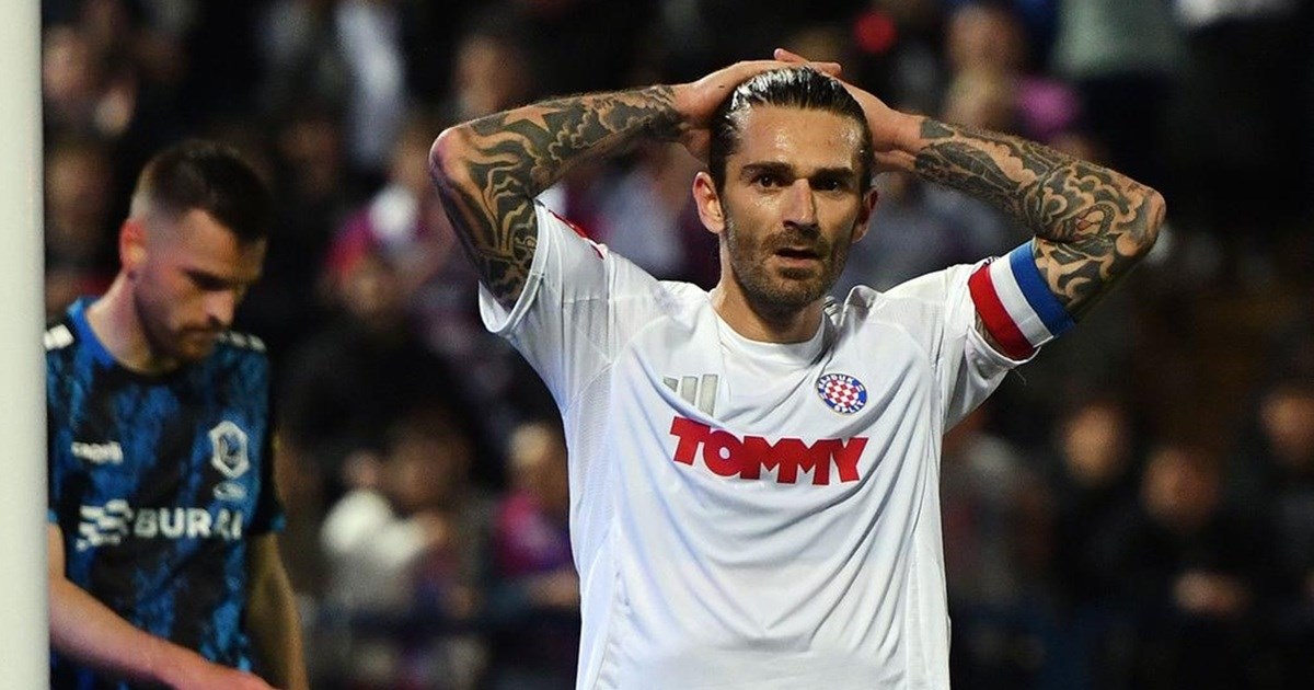 Devetorici Hajdukovih igrača zbog žutih kartona prijeti propuštanje derbija s Rijekom