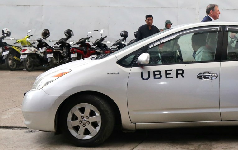 Toyota ulaže pola milijarde dolara u Uber