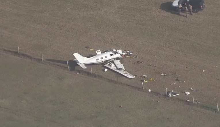 Srušio se mali avion u Teksasu, poginula četiri putnika