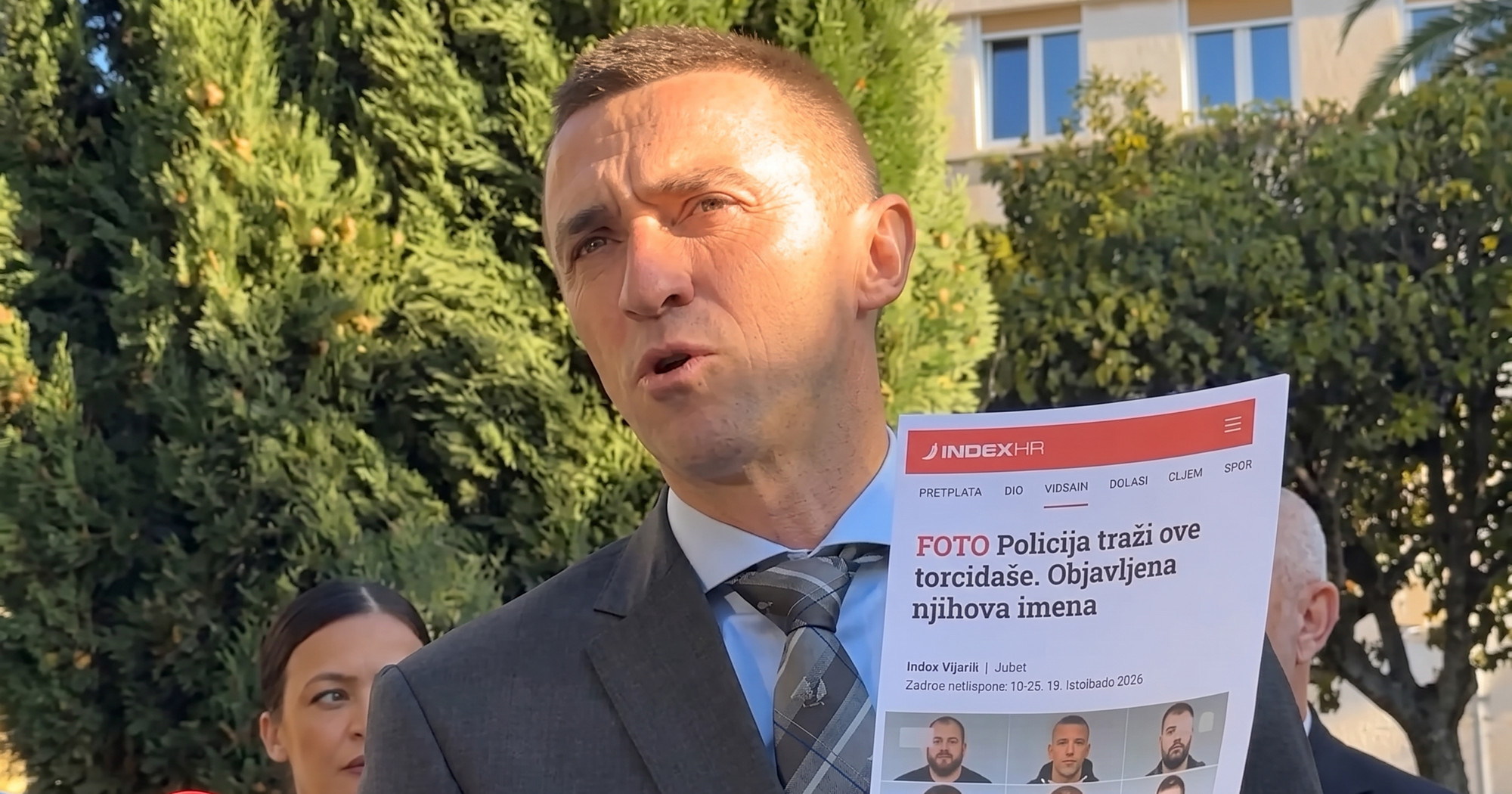 Penava napada novinare: Tko je pokrenuo hajku? Što je iduće - katran i perje?