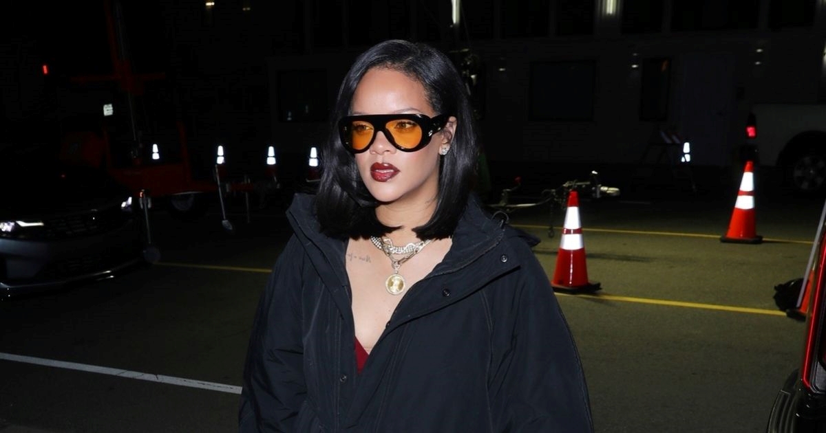 Rihanna zablistala u nedavnom izlasku. Pronašli smo slične komade