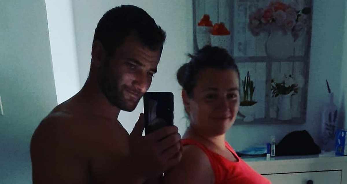 Goga objavila fotku s Adamom i pokazala ogroman trudnički trbuh: "Svaki dan čekam..."
