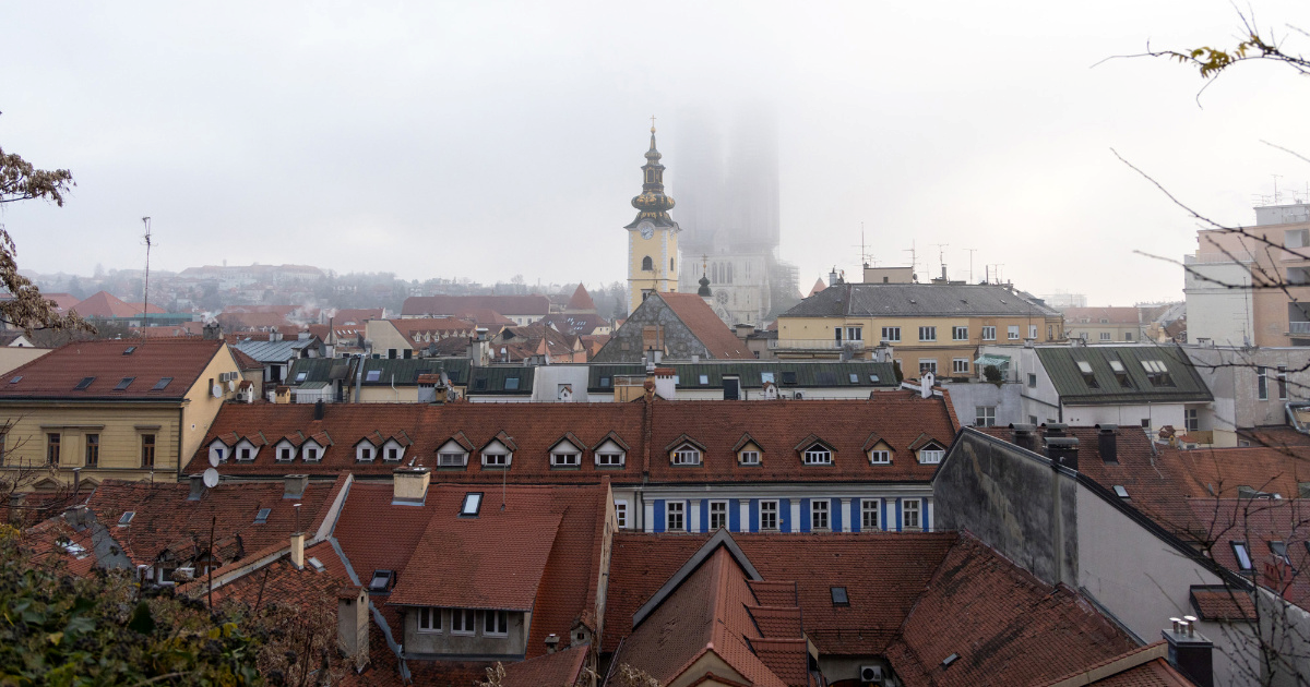 VELIKA GALERIJA Dok grad spava...