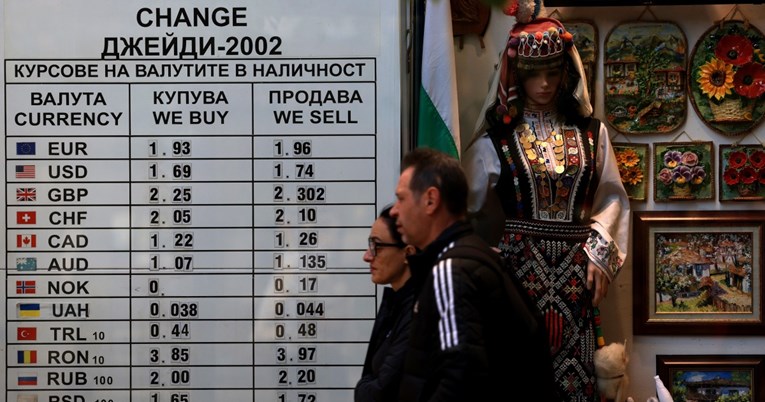 Politico: Bugarska od 1. siječnja 2026. počinje koristiti euro. Predsjednik je protiv