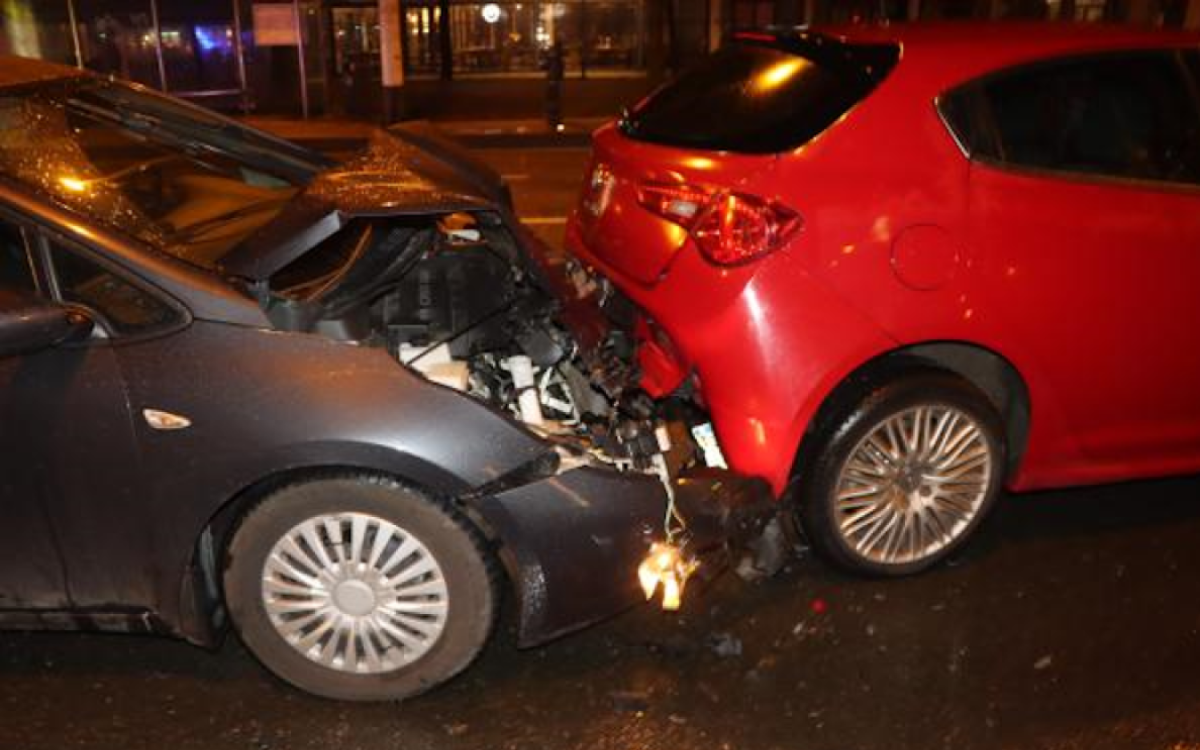 U Zagrebu vozio pijan, udario u drugi auto. Dobio kaznu od 4230 eura