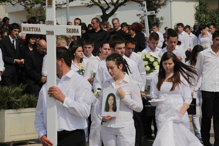 Odvezao troje mladih u smrt, dobio 3.5 godine zatvora. Vrhovni sud mu sad smanjio kaznu