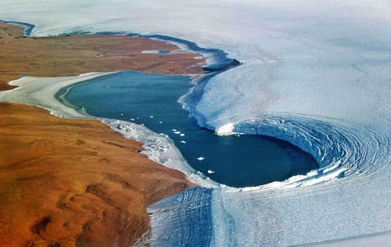 Ekstremno topljenje leda na Grenlandu svijetu prijeti velikim poplavama, kaže studija