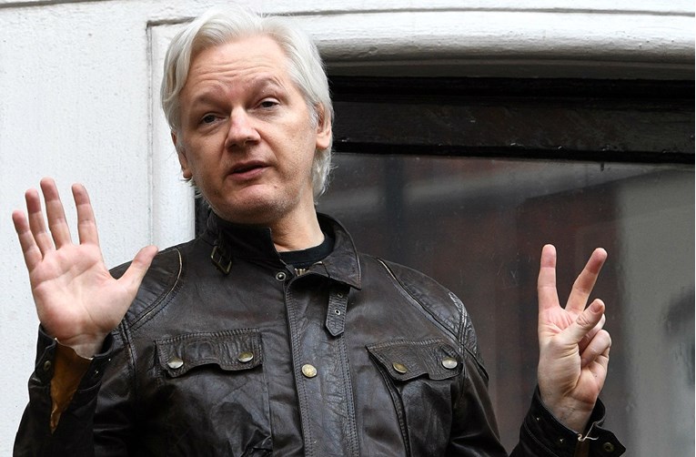 Švedska istražuje dokaze oko Assangea, zasad neće izdati istražni nalog