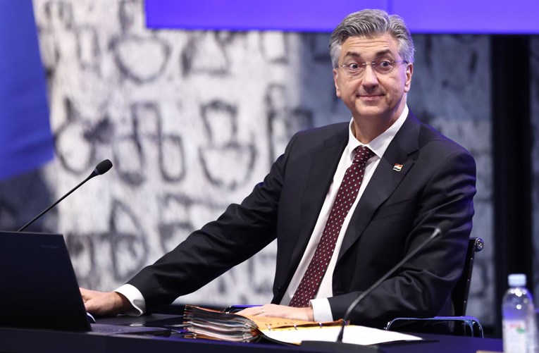Plenković o cijenama goriva: Spriječili smo udar na gospodarstvo