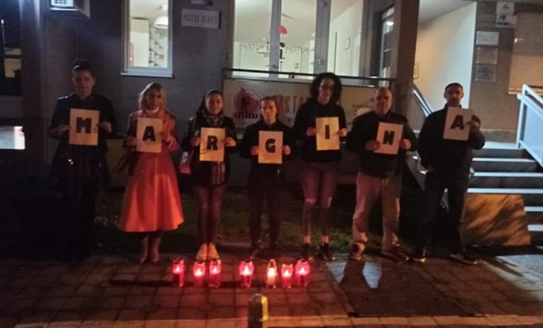 FOTO Čovjek koji je vrijeđao Markotić pozvao na bdjenje, evo kako je to izgledalo