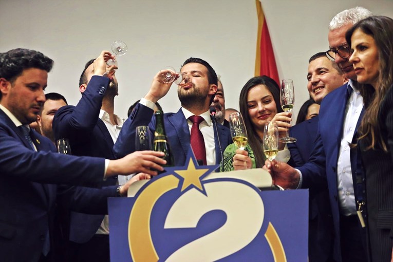 Crna Gora obillježava Dan državnosti, izbio novi skandal