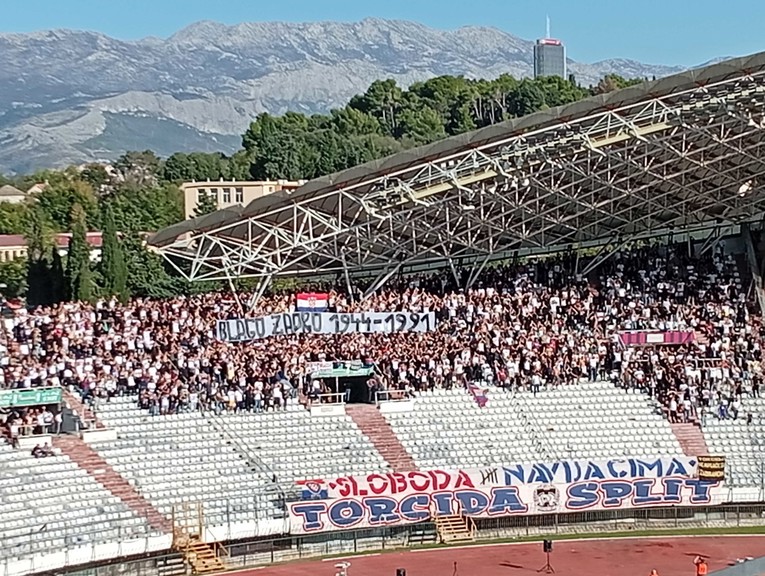 Torcida odala počast Blagi Zadri