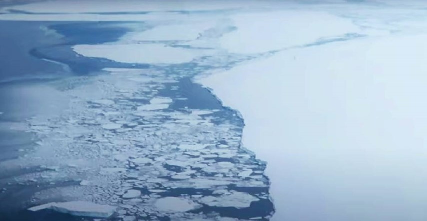Objavljene snimke iz zraka sante leda veličine Londona koja se odlomila od Antarktike