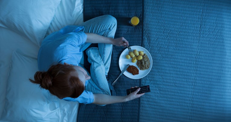 Trebate li jesti nakon 18 sati ako ste na dijeti? Nova studija ima odgovor