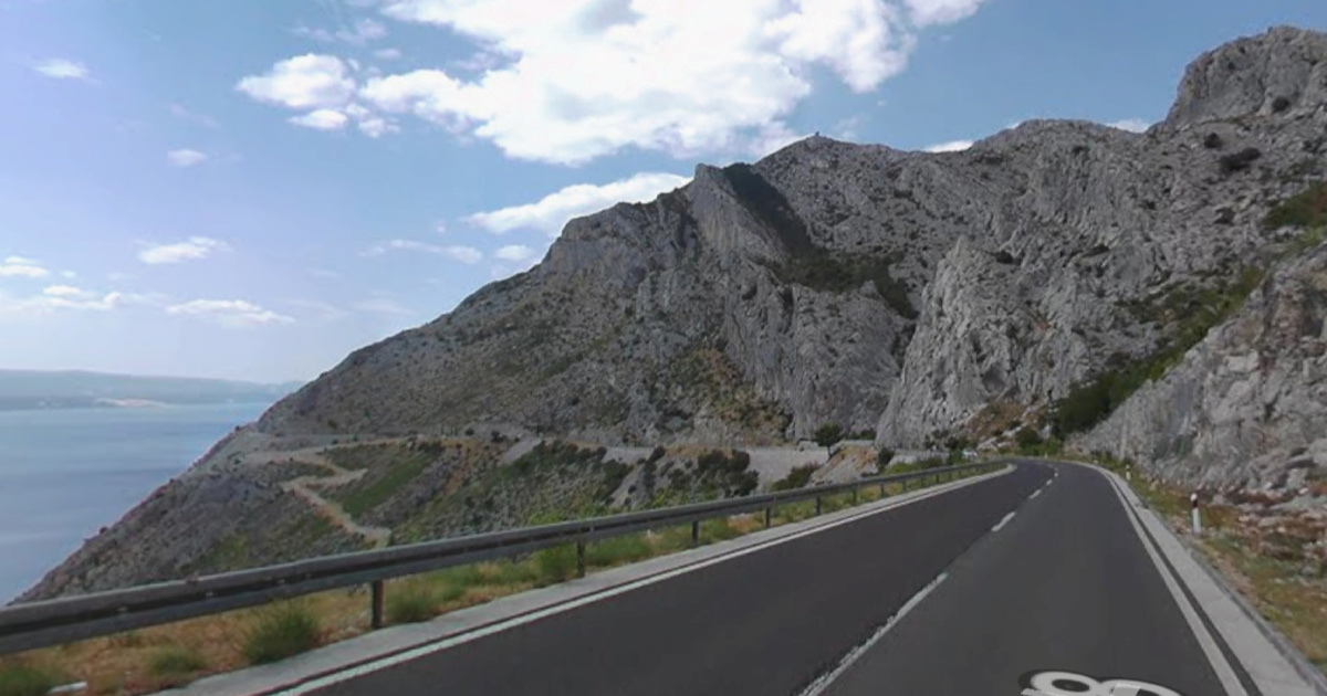 Teška prometna na Jadranskoj magistrali u Dalmaciji, poginula osoba