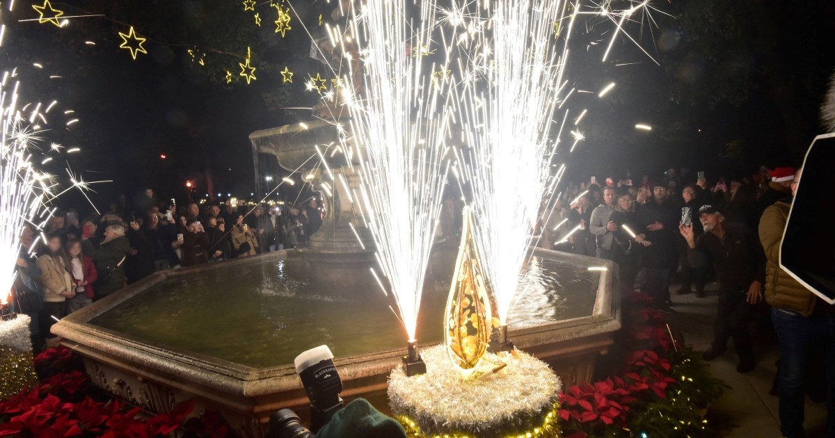 FOTO Upaljena prva adventska svijeća u Splitu