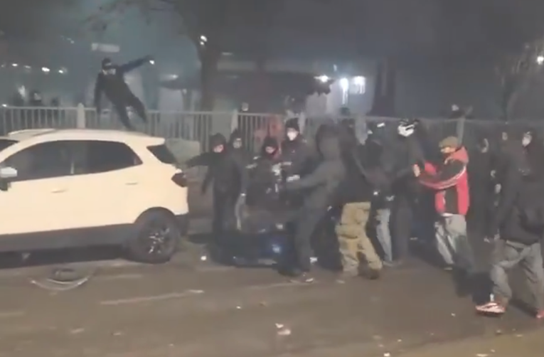 Golemi neredi na prosvjedu ljevičara u Torinu. Meloni objavila brutalnu snimku