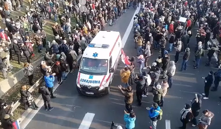 Srpski političar: Vulina je hitna vozila kroz blokadu
