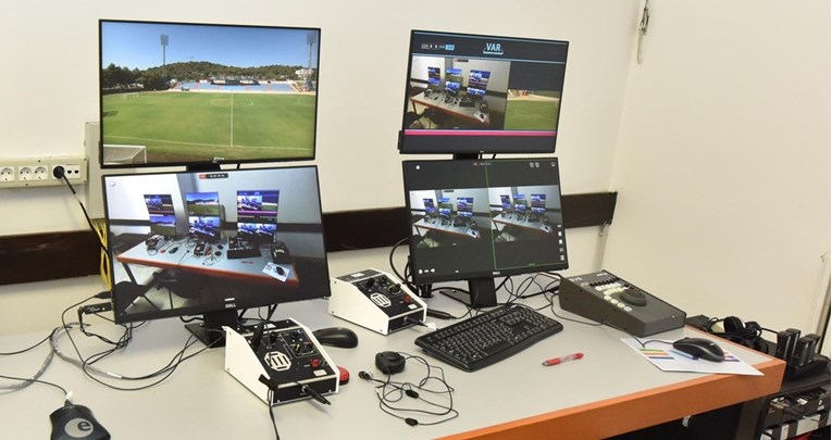 HNS posudio komplet VAR opreme od Mađara