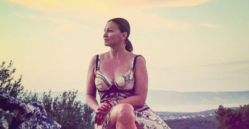 Nina Badrić prkosi godinama u mini haljini popularnog životinjskog uzorka