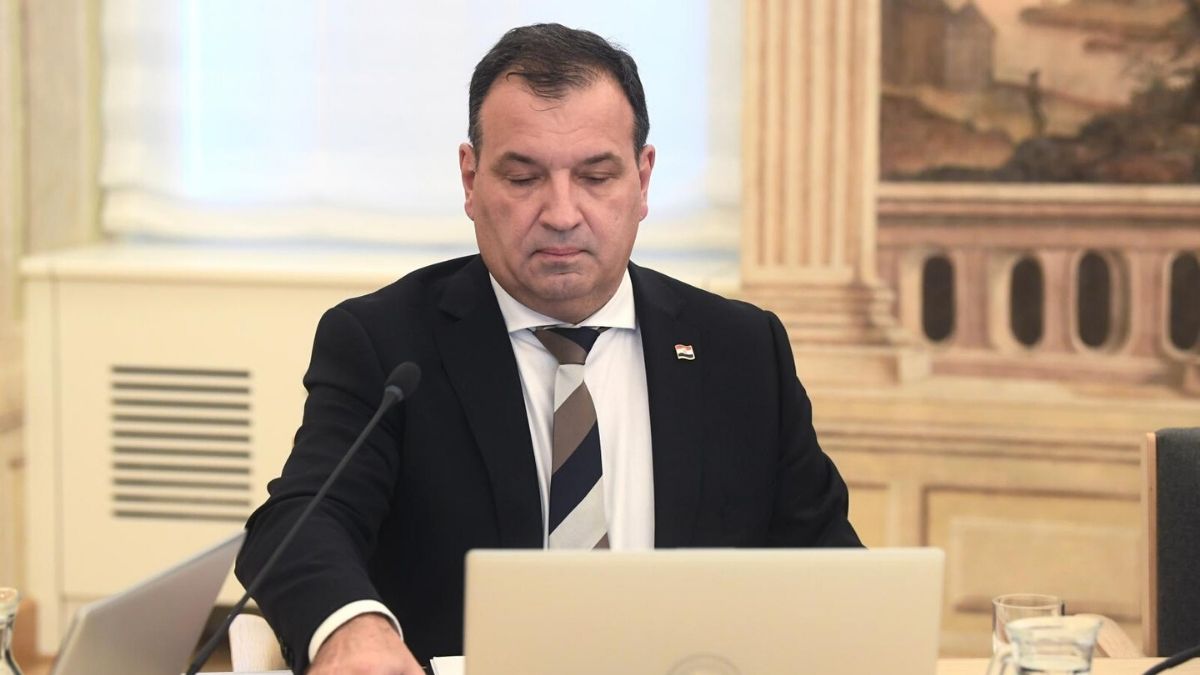 Beroš: Od koronavirusa je umrlo 565 ljudi, što i nije neki broj
