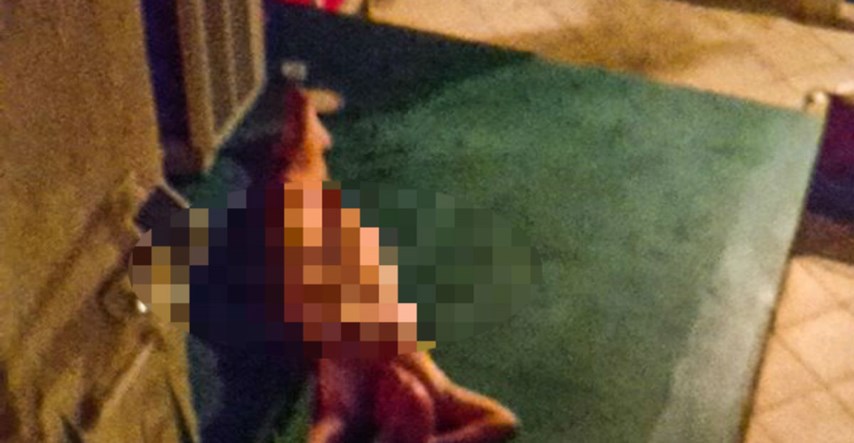 FOTO Muškarac potpuno gol ležao ispred zgrade u Splitu
