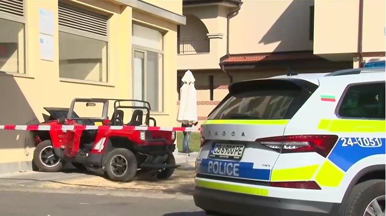 Tinejdžer u Bugarskoj quadom udario obitelj. Majka klinički mrtva, sin (4) u komi