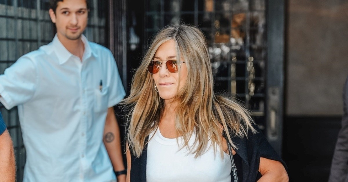 Adidas tenisice koje slavne ne skidaju sada su na velikom Black Friday popustu