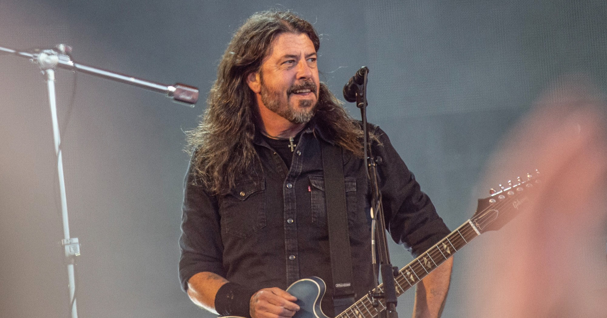 Dave Grohl je zamalo odustao od glazbe nakon smrti Kurta Cobaina: "Htio sam nestati"