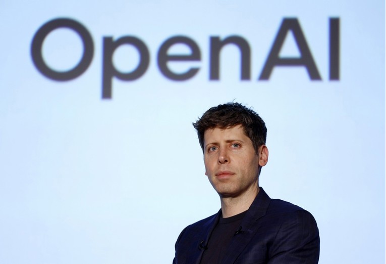 OpenAI radi na zvučniku bez ekrana