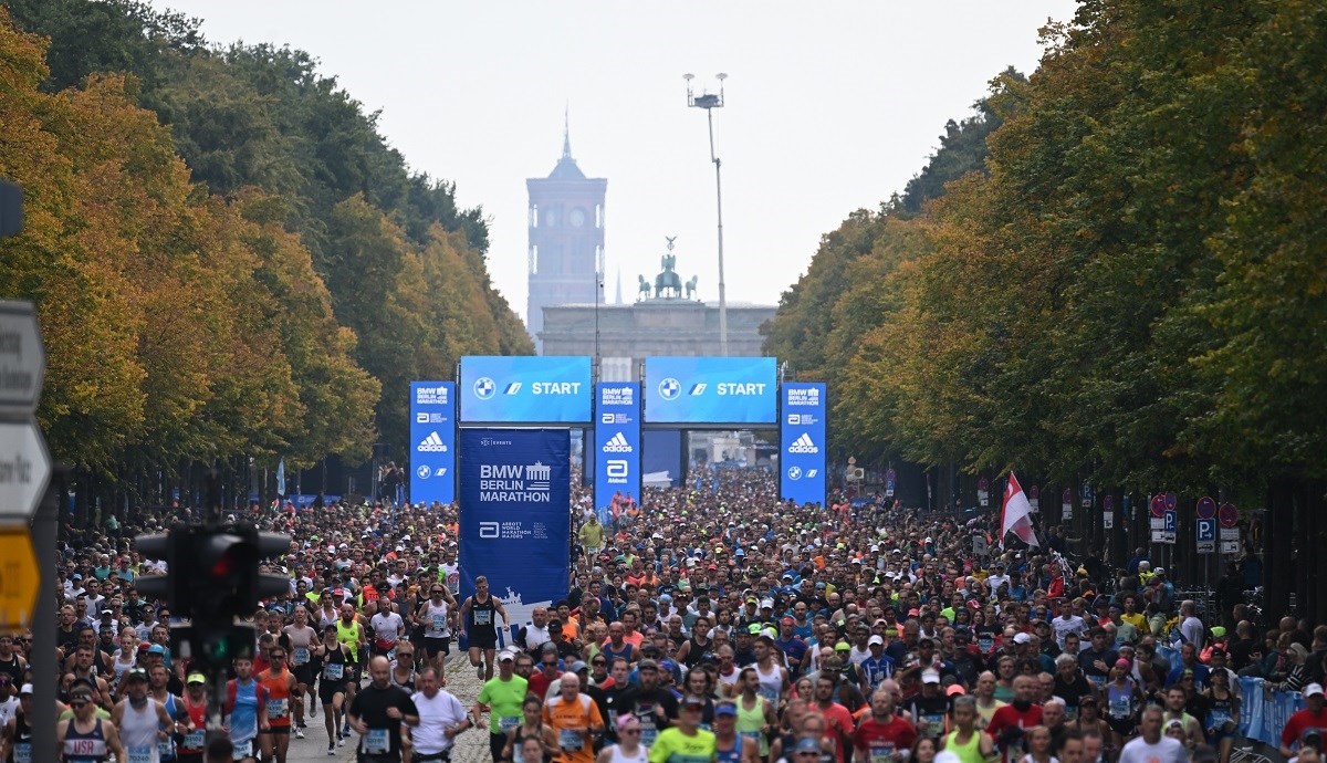 Aktivisti koji su obojali Brandenburška vrata prijete prekidom Berlinskog maratona