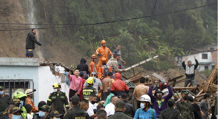 VIDEO Veliko klizište u Kolumbiji, poginulo 14 ljudi