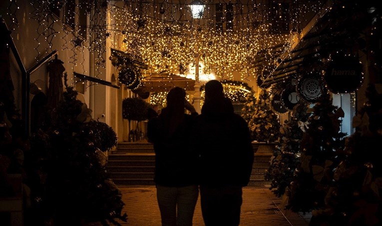 Nekima je premalo, drugi se vesele: Hoćete li ove godine posjetiti Advent u Zagrebu?