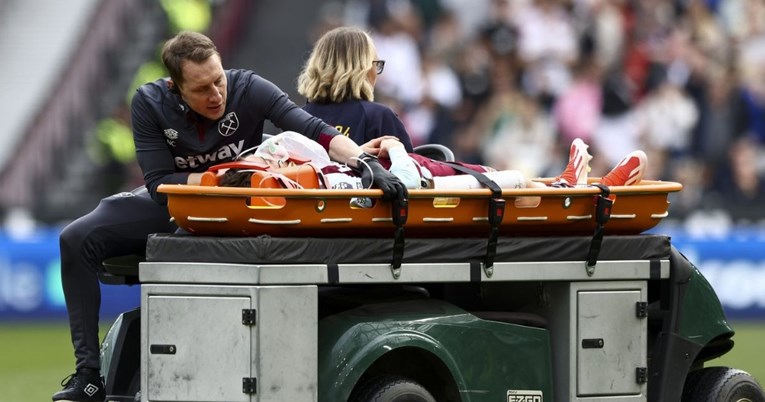 Mladi igrač West Hama nakon 2 minute u Premier ligi završio u bolnici. Oporavio se