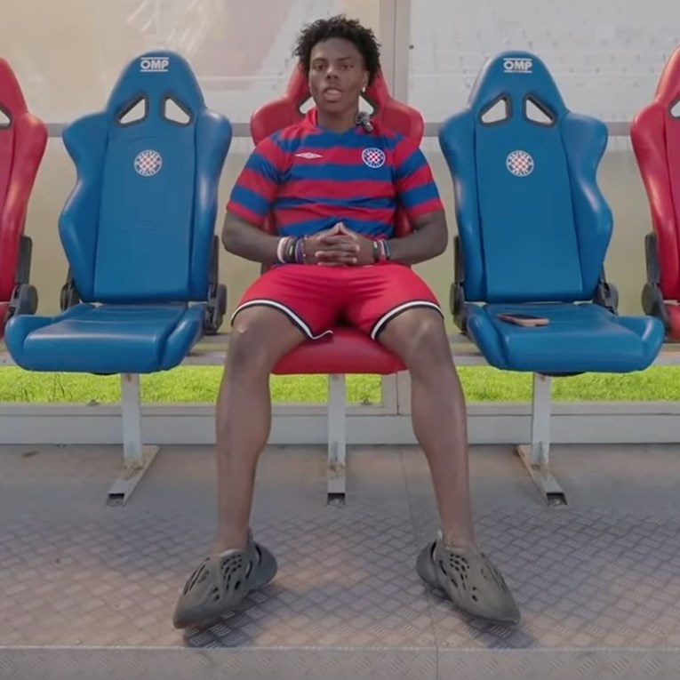 Speed stigao u Split i izazvao ludnicu. Fotografirao se u dresu Hajduka