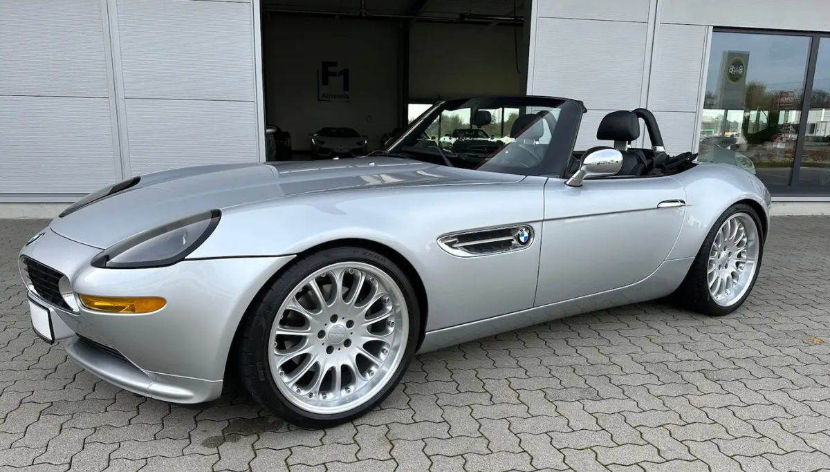 BMW Z8 s čak 322.000 km: Najjeftiniji u Njemačkoj ali i dalje jako skup