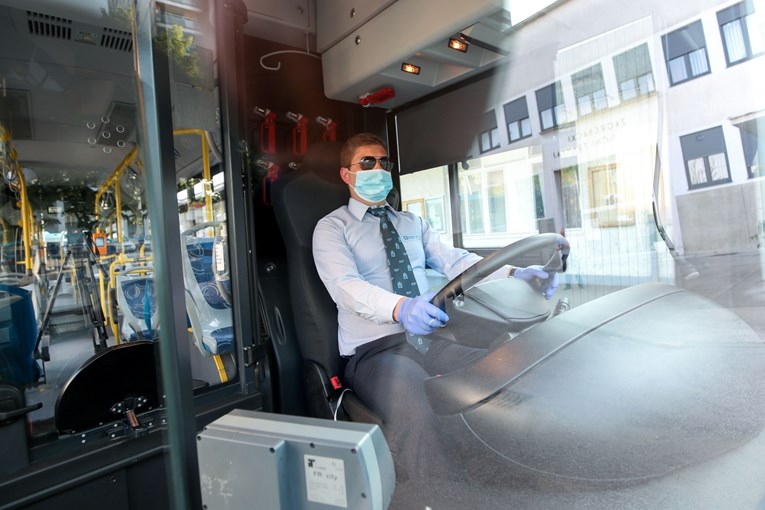 Zagrebom voze autobusi umjesto tramvaja, kontrolori će paziti na red i karte