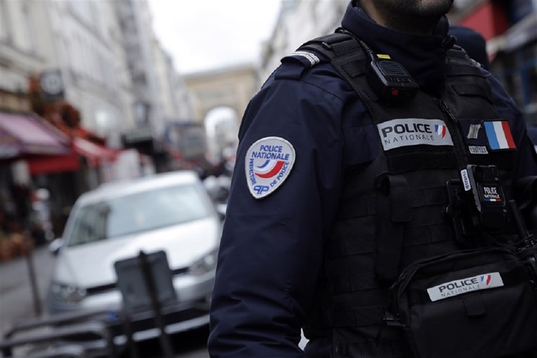 Žena u Francuskoj odgrizla silovatelju jezik i odnijela ga policiji kao dokaz