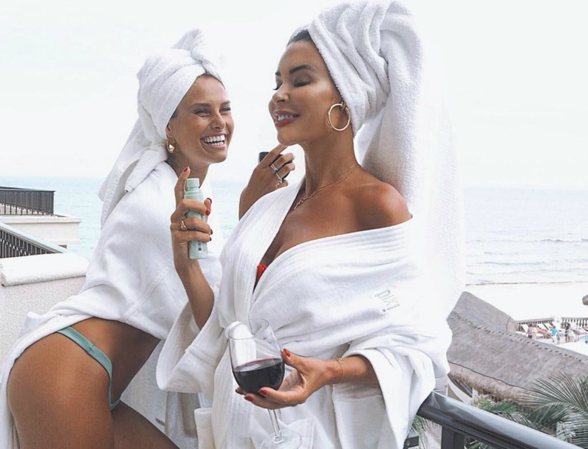 Deset mitova o njezi kose u koje trebate prestati vjerovati