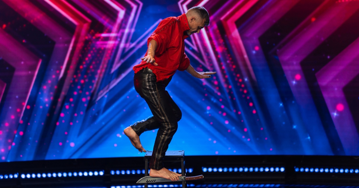 "Sretan sam što sam preživio": U Supertalentu hodao po noževima i visio s jednog