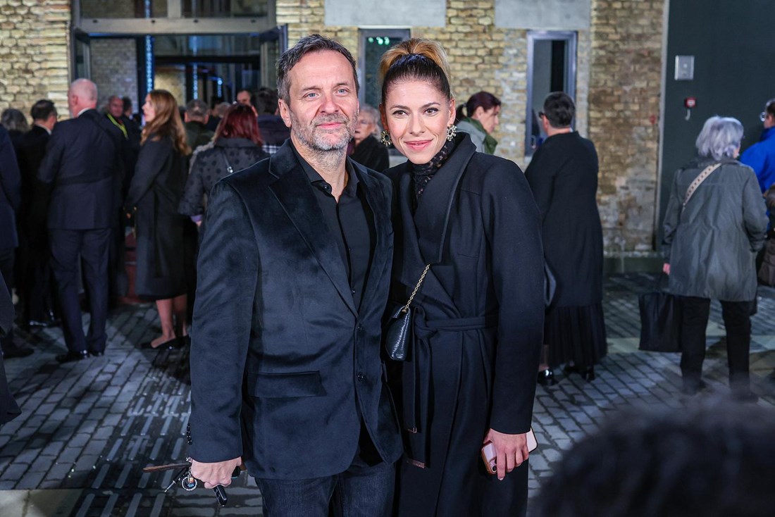 Ante Gelo i Jelena Perčin pojavili se u crnim izdanjima na otvorenju HNK2