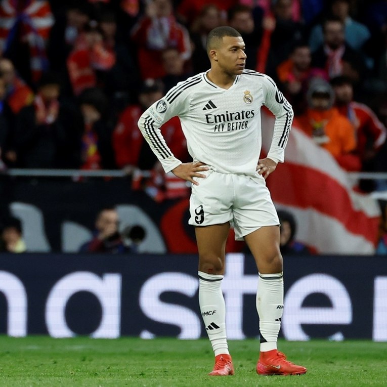 Mbappe je dobio žuti karton na raspucavanju penala. Pogledajte kako