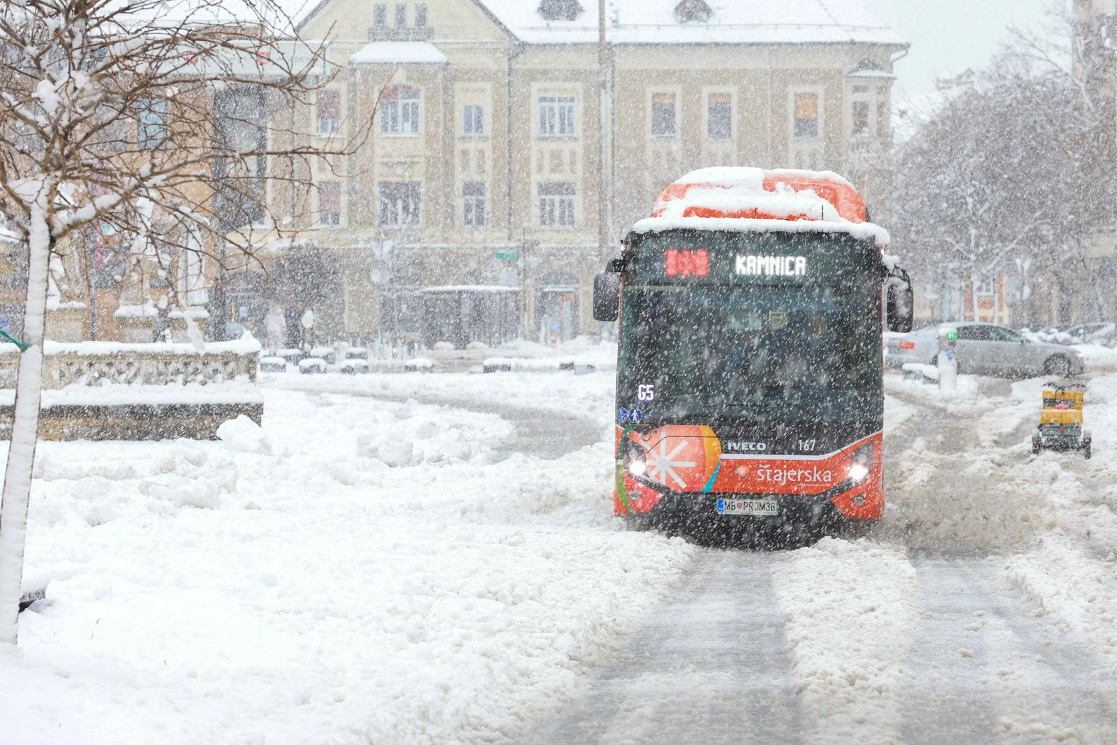 Izvanredno stanje u Mariboru, pogledajte fotografije