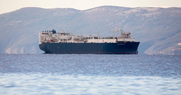 LNG Croatia isplovio na ugradnju dodatnog modula u Tursku