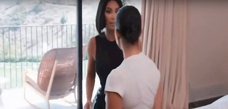 Izašao video kaosa u obitelji Kardashian: Kim nasrnula na Kourtney