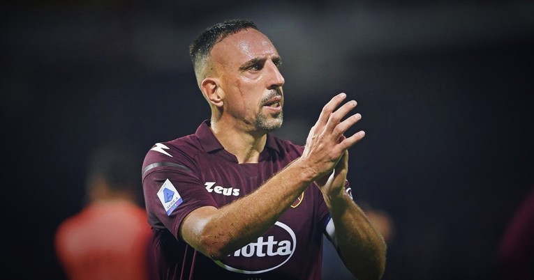 Vlasnik sveučilišta kupio klub iz Serie A i u zadnji čas ga spasio od ispadanja