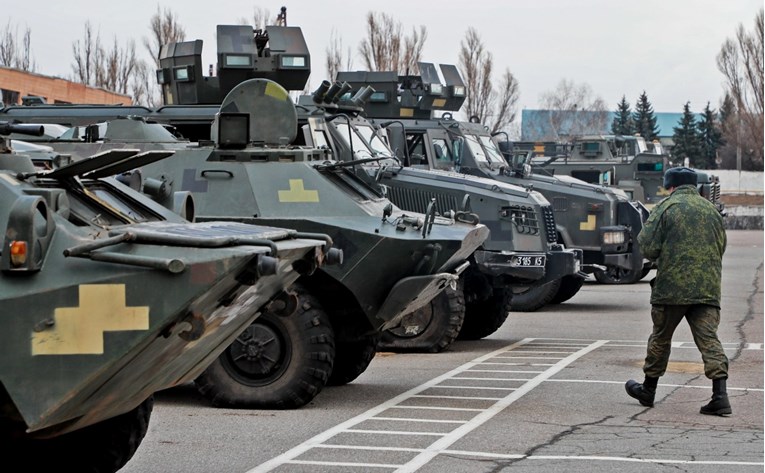 Zapad šalje oružje Ukrajini. Bacači raketa, tenkovi, haubice, projektili...